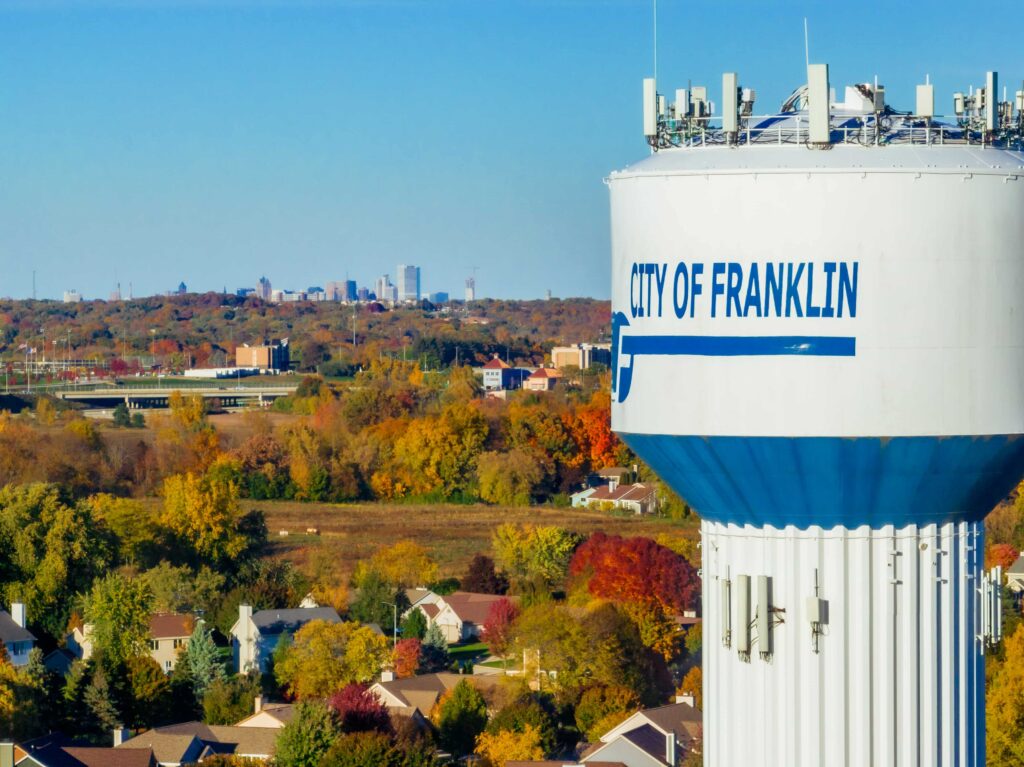 Pool Cleaning in Franklin city backdrop